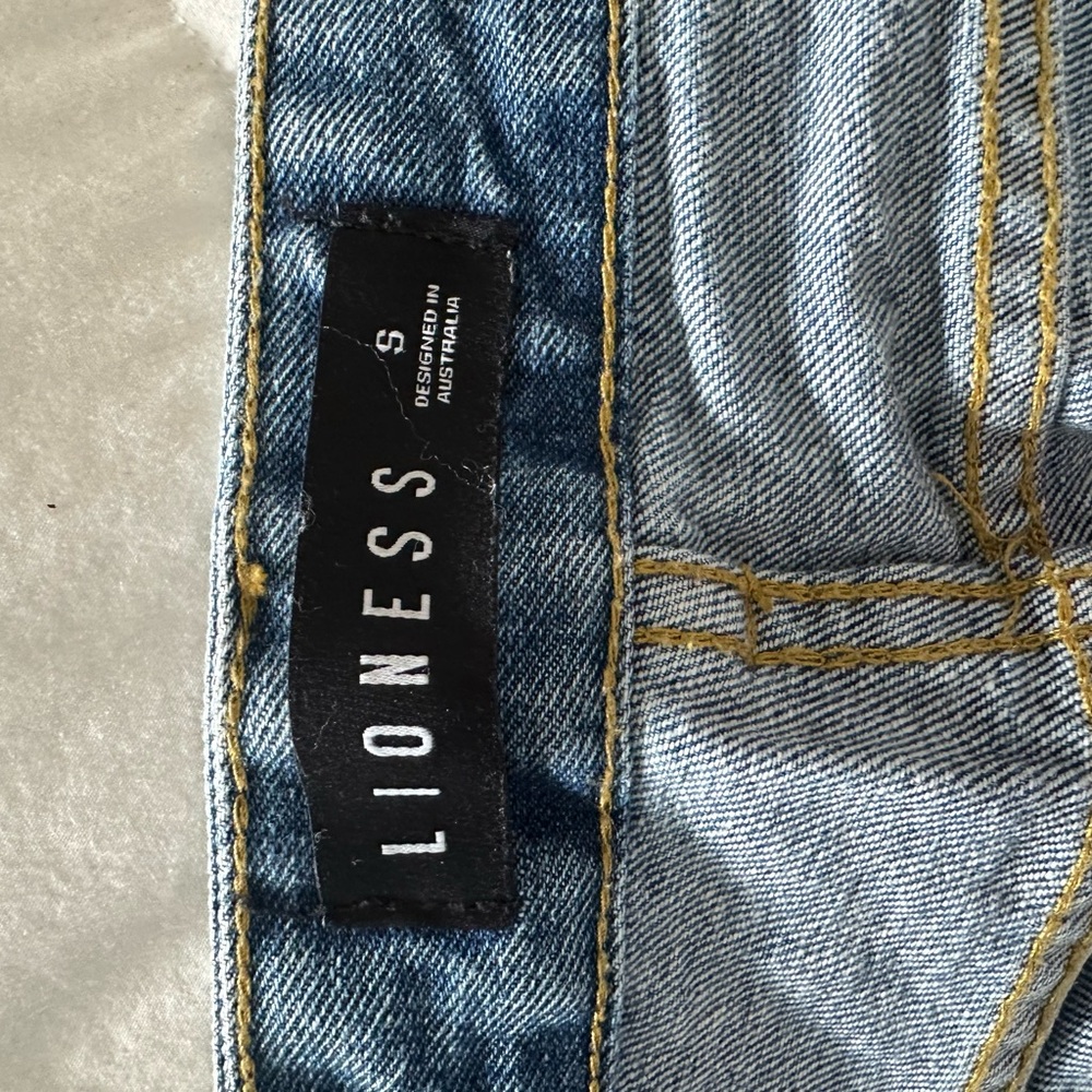 Princess Polly (Lioness) High Waisted Wide Leg Jeans - Picture 3 of 4